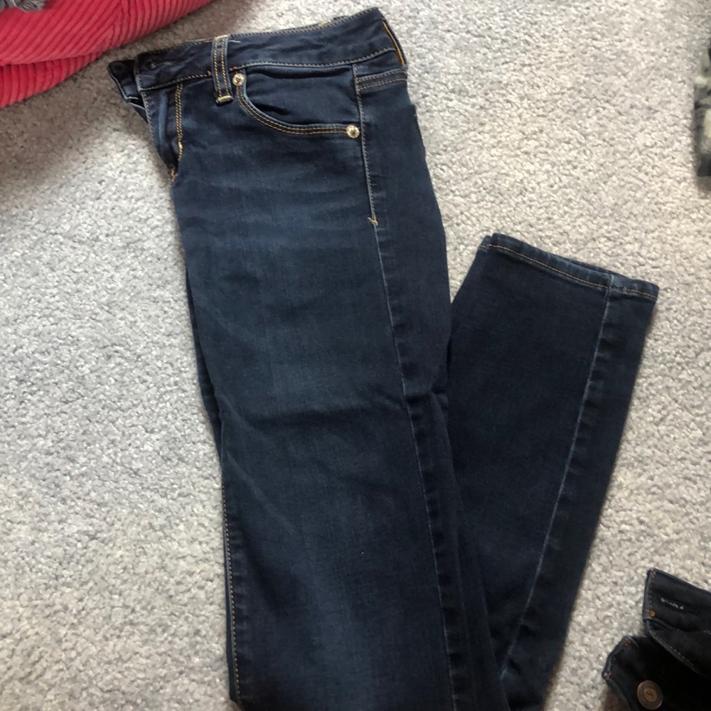 American Eagle women’s skinny jeans
